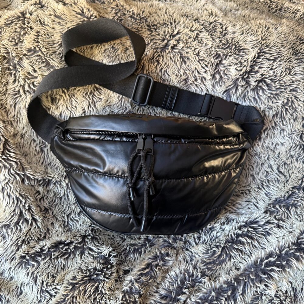 Black Puffy Crossbody Bag – 6.5” x 12”